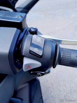 Honda Forza 125 s ABS, rok 2022 - 6