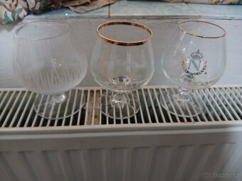 RETRO SKLENICKY NA  VINO - 6