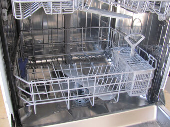 MYČKA NÁDOBÍ BEKO - 14SAD - A+++ - 60cm - 6