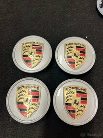 Porsche středové krytky 76mm, poličky "Nový typ " - 6