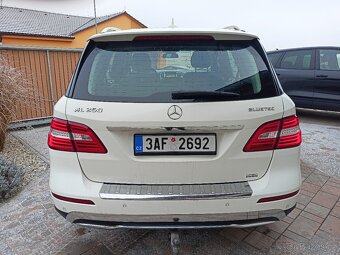 Mercedes Benz ML 250 w166 - 6