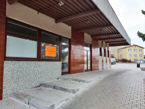 Pronájem komerčních prostor v Dačicích - 6