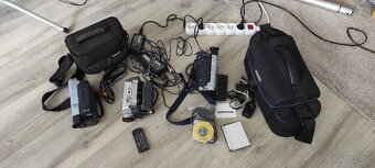 SONY DCR TRV140E a DCR TRV460E - 6