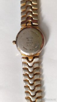 Nabízím dvoje staré dámské hodinky o pr. 23mm - 6