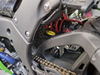 Kawasaki ZX10R podvozek 2013, motor 2016 - 6