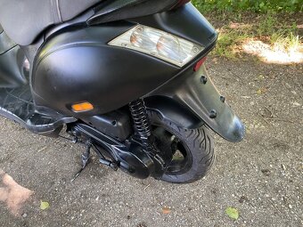 Piaggio Zip 2019 - 6