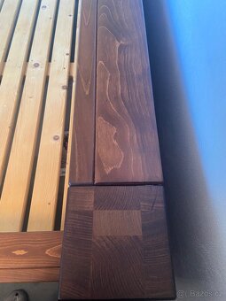 Postel z masivu na zakazku od truhlare - 6