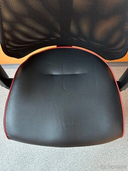 Herní (kancelářská) židle IKEA Matchspel (Bomstad černá) - 6