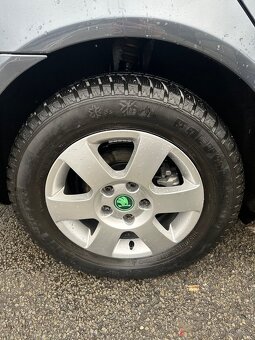 Škoda Octavia 2 facelift 1.6tdi 77kw rok 2012 - 6