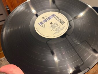The Pretenders — Get Close. LP - 6