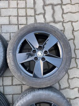 ORIGINÁL Alu Škoda ILIAS R16, 5x112 - TOP STAV, LETNÍ - 6