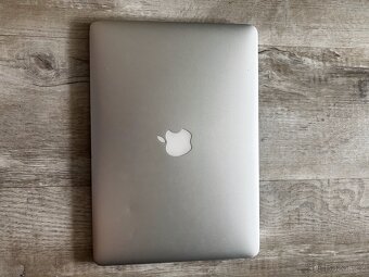 MacBook Air 13" (2017) - 6