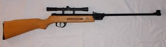 Vzduchovka GAMO s optikou 4x20. - 6