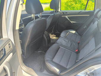 Škoda Octavia 2 1.6 TDI 77 DSG - 6