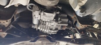 Octavia 3 Scout 2.0 TDI 110 Kw manuál - 6