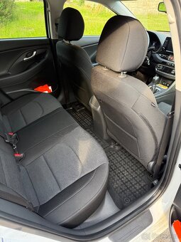 Hyundai i30 1.6 crdi 85kW 2021 - 6