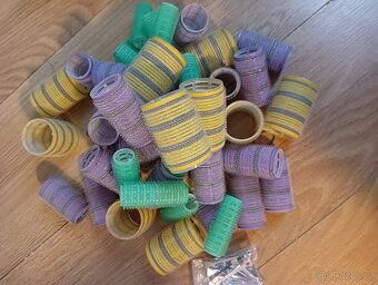 Prodám kadeřnické vybavení - 6