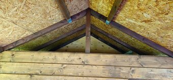 Prodám nepoužitou velkou zateplenou boudu pro psa - 6