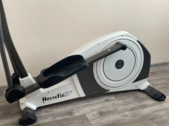 Eliptický trenažér HOUSEFIT - 6