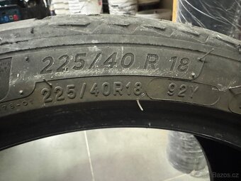 Zimní pneu 225/40/18 - 6