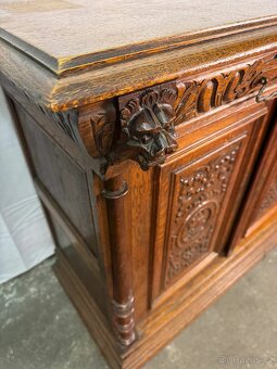 Starožitná řezbovaná komoda (137010) - 6