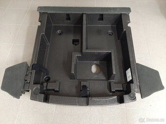 Cadillac XT 5 2018 polystyrenová výplň kufru - 6