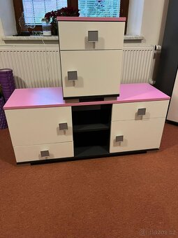 skříňky komplet - 6