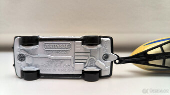 Matchbox set - Ford Escort Cabrio + přívěs se člunem - 6