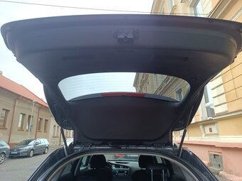 Kia ceed kombi 2013 - na díly nebo k opravě - 6