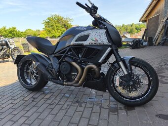 Ducati Diavel 1200 carbon - 6