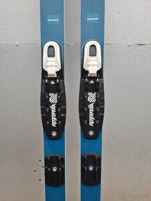 dětské běžky se šupinami INOVIK 130 (139 cm) + hůlky 100 cm - 6