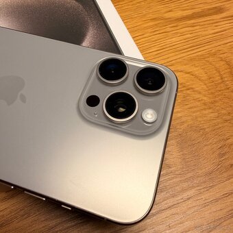 iPhone 15 Pro Max - 256GB (PERFEKTNÍ STAV) - 6