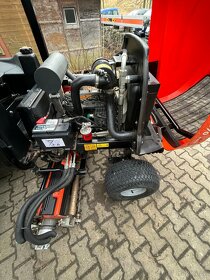 Jacobsen LF570 pohon 4x4 - 6
