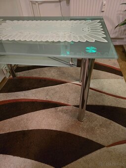 Prodam jídelní stůl - 6