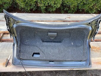 Audi A4 typ B5 kufr - 6