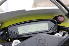 Husqvarna TE 250 2T 2021 s RZ - 6