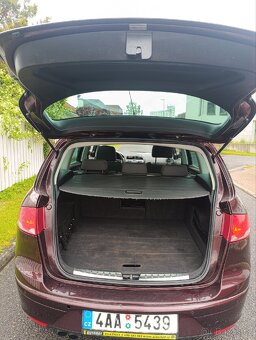 SEAT ALTEA XL 2.0TDI 103KW DSG / AUTOMAT 2007 SERVISKA
- 6