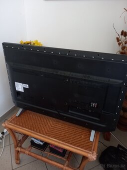 Philips 43PUS6703/12 4K UHD LED Smart - 6