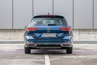 Volkswagen Passat Variant GTE Hybrid 160 kW - 43tis km - 6