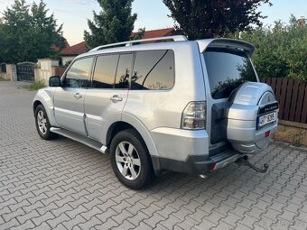 Mitsubishi Pajero 3.2 DI-D manuál, DPH - 6