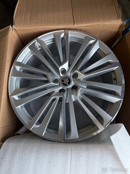 Alu kolo Aquarius 21", pneu 245/30 - 6