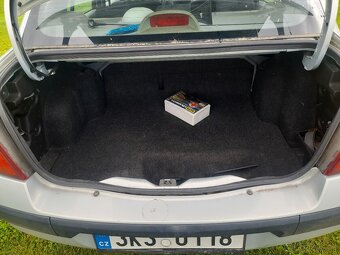 Renault thalia 1,4 benzin po STK - 6