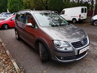 Volkswagen Touran 1.4TSi 103kw Cross 7míst - 6