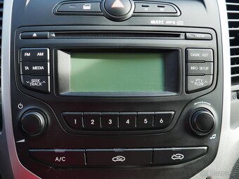 Hyundai Ix20 1.4i ,  66 kW benzín, 2011 - 6