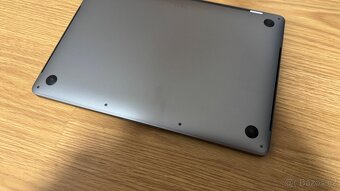 Apple MacBook Pro 13,3", i7, 16GB RAM, 250GB SSD - 6