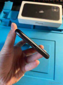 iPhone 11 Black 64GB, baterie 100% - 6