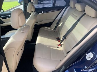 Mercedes Benz C 350 4MATIC V6 Benzín - SEDAN W204 FACELIFT - 6