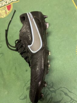 Pánské fotbalové kopačky Nike Tiempo 45 - 6
