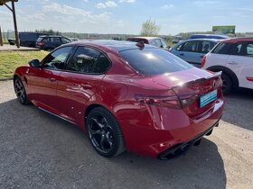 Alfa Romeo Giulia 2.9 Turbo V6 AT Quadrifoglio - 6