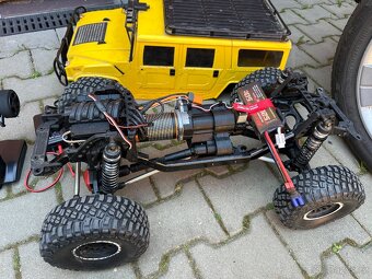 Axial SCX6 Hummer 1:6 + Lipo a nabíječ - 6